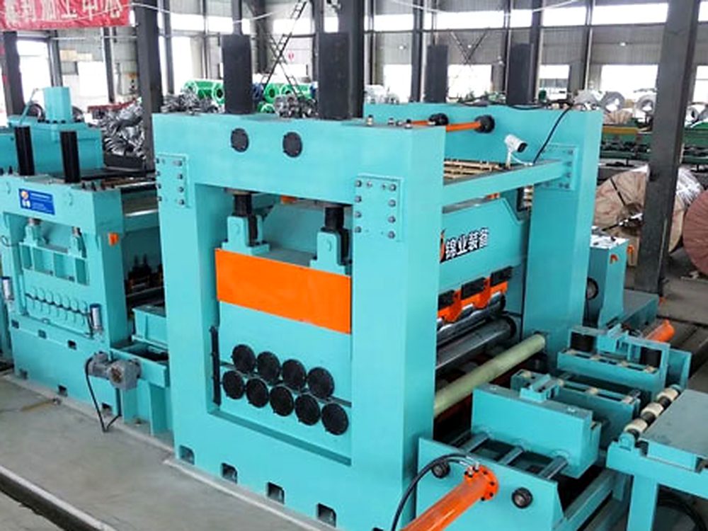Cut to length line running during a test run in a factory.