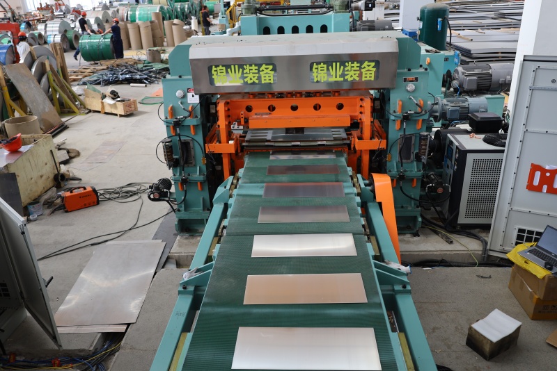 0.3-3x850-stainless-steel-flying-shear-cut-to-length-machine
